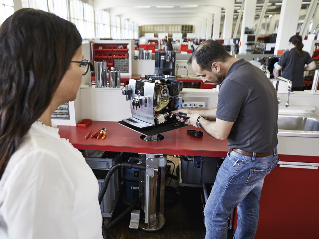 JURA Magazine Coffeebreak Service excellence JURA Australia